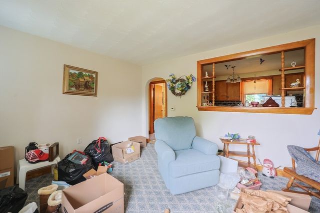 23 Thayer St, Leominster, MA 01453