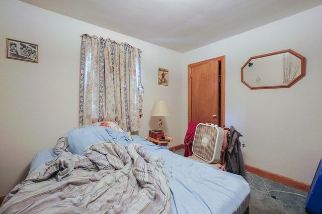 23 Thayer St, Leominster, MA 01453