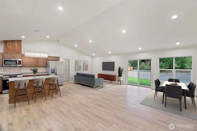 903 Byham Road, Winlock, WA 98596