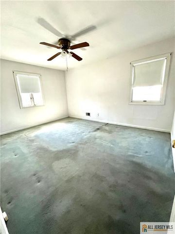 206 Oakmanor Parkway, South Plainfield, NJ 07080