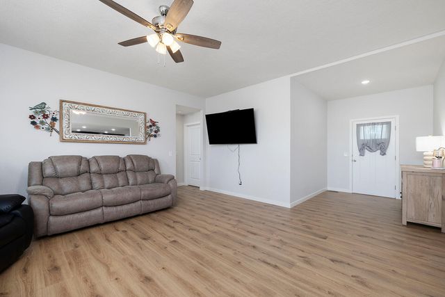 345 Division Street, Sparta, MO 65753
