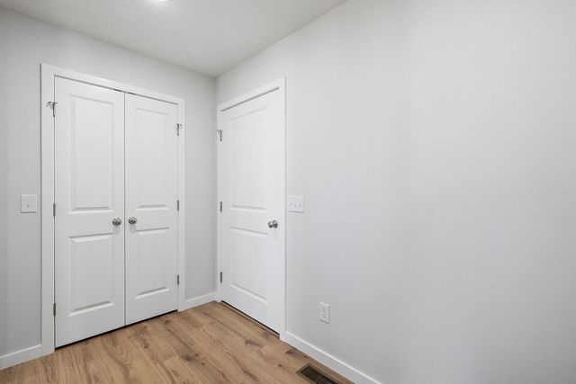 345 Division Street, Sparta, MO 65753