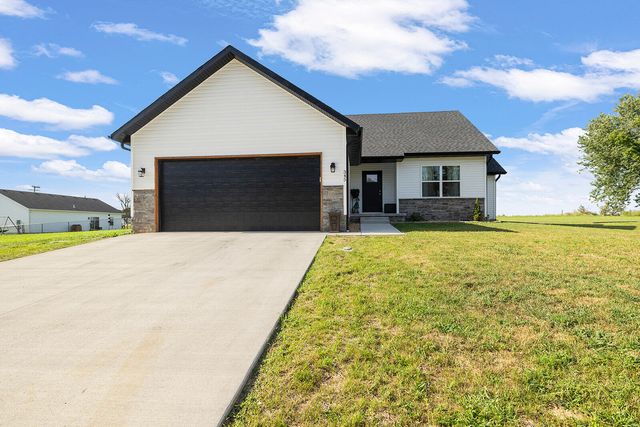 345 Division Street, Sparta, MO 65753
