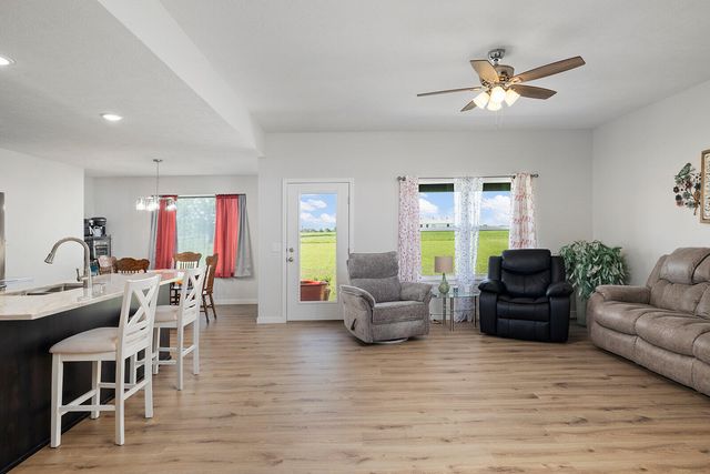 345 Division Street, Sparta, MO 65753