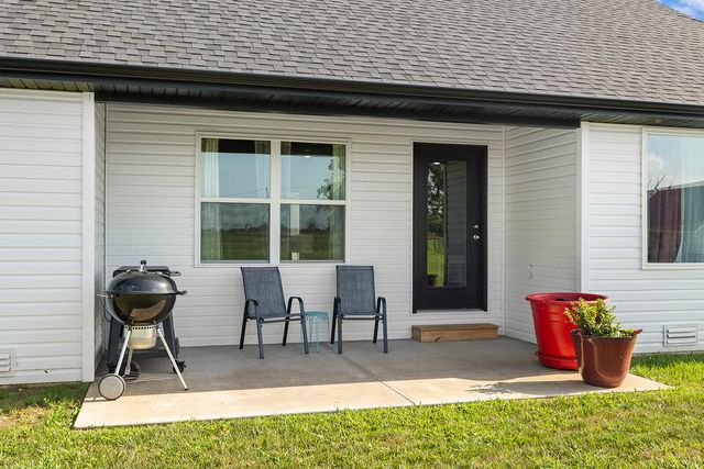 345 Division Street, Sparta, MO 65753