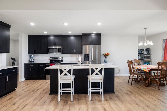 345 Division Street, Sparta, MO 65753