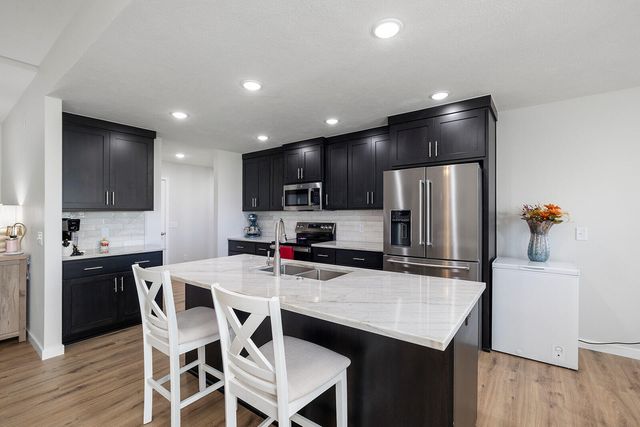 345 Division Street, Sparta, MO 65753