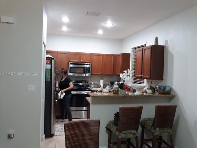 3457 W 89th Ter 3457, Hialeah, FL 33018