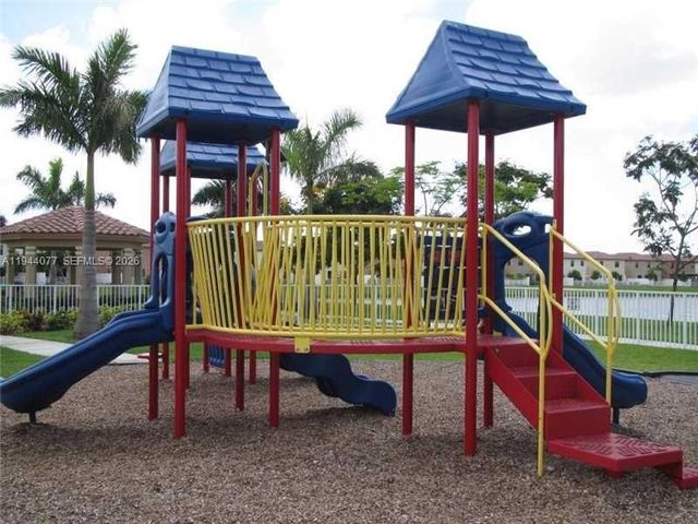 3457 W 89th Ter 3457, Hialeah, FL 33018