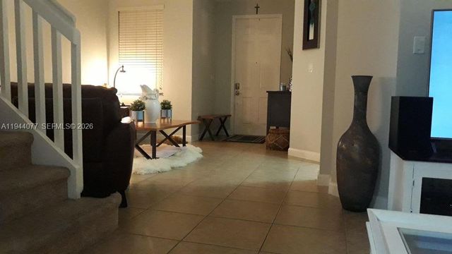 3457 W 89th Ter 3457, Hialeah, FL 33018