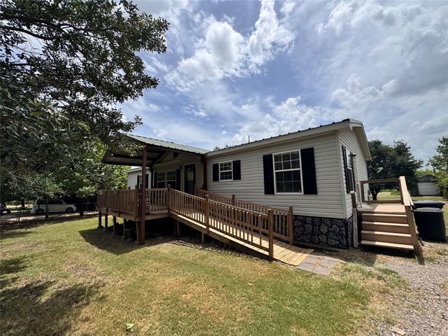 8532 Marthas Way, Alvarado, TX 76009