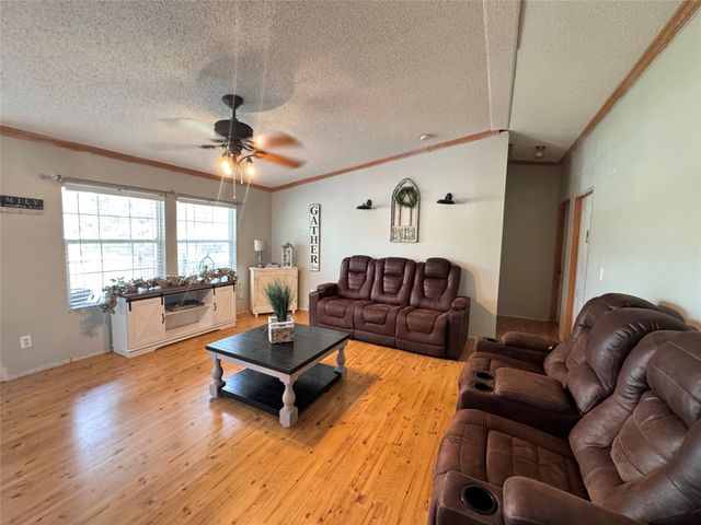 8532 Marthas Way, Alvarado, TX 76009