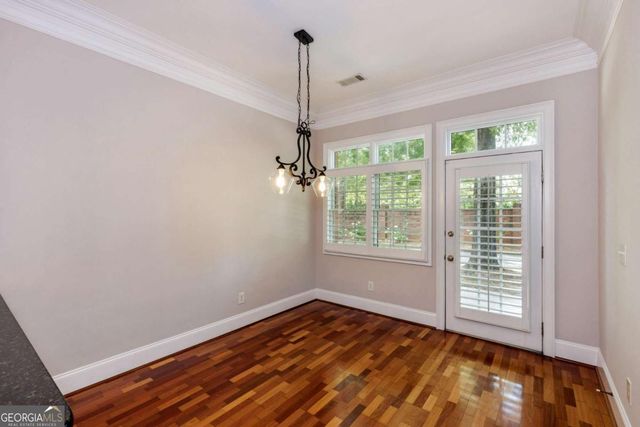 8720 Parker Place, Roswell, GA 30076