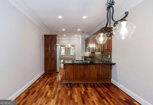 8720 Parker Place, Roswell, GA 30076
