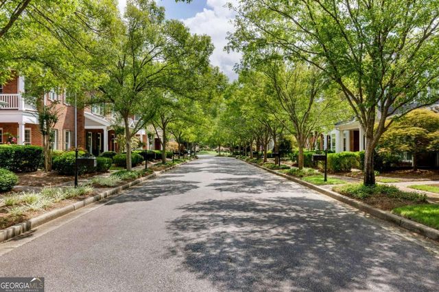 8720 Parker Place, Roswell, GA 30076