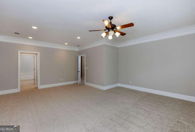 8720 Parker Place, Roswell, GA 30076