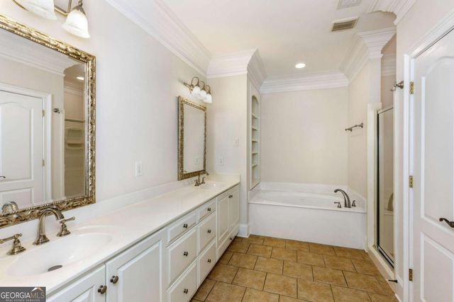 8720 Parker Place, Roswell, GA 30076