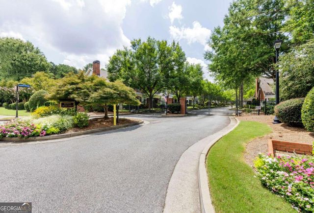 8720 Parker Place, Roswell, GA 30076