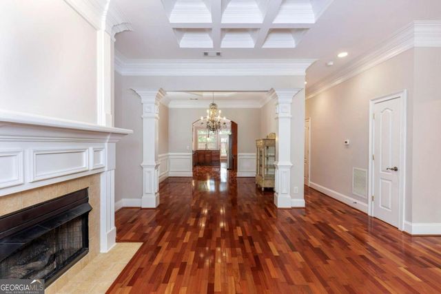 8720 Parker Place, Roswell, GA 30076