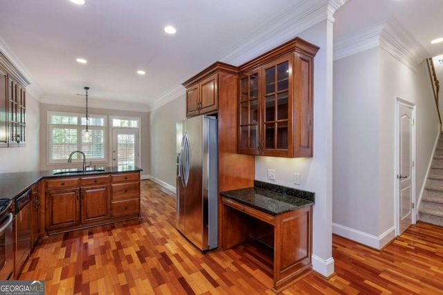 8720 Parker Place, Roswell, GA 30076