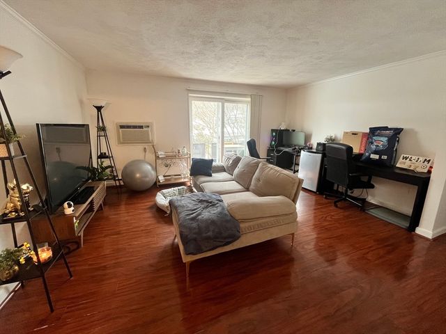 48 N Emerson 9, Wakefield, MA 01880