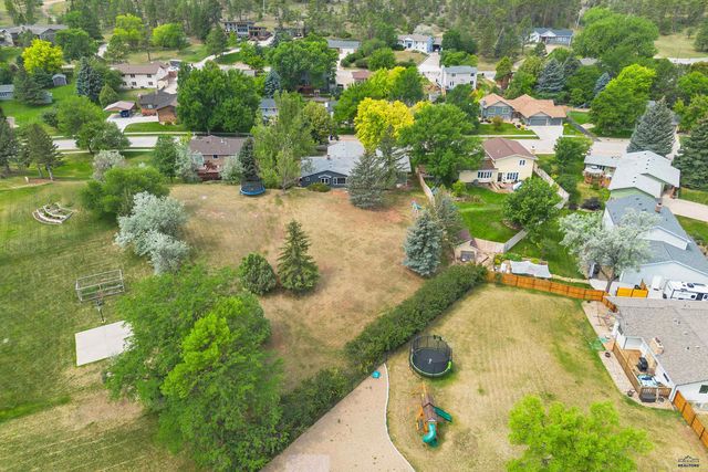 610 FAIRLAWN DR, Rapid City, SD 57702