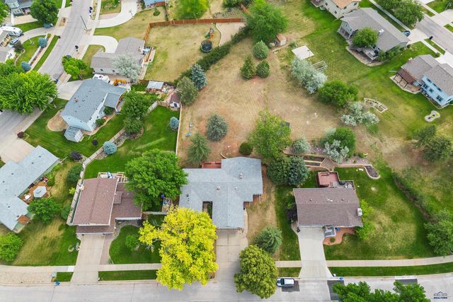 610 FAIRLAWN DR, Rapid City, SD 57702
