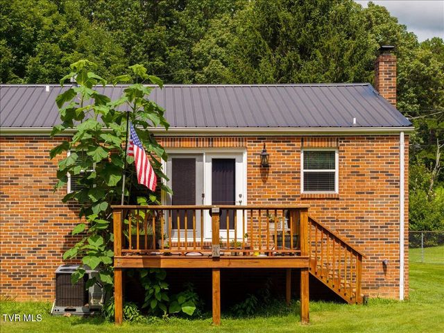 116 Regency Drive, Rogersville, TN 37857