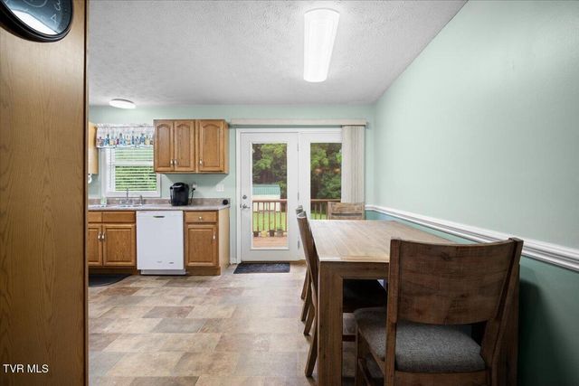 116 Regency Drive, Rogersville, TN 37857
