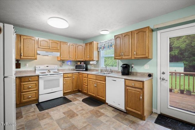 116 Regency Drive, Rogersville, TN 37857