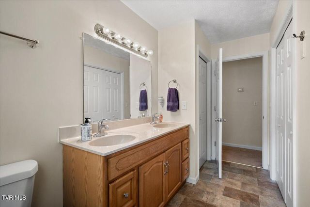 116 Regency Drive, Rogersville, TN 37857