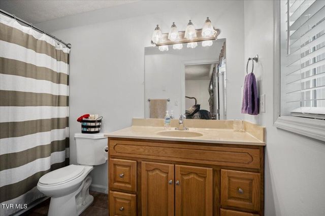 116 Regency Drive, Rogersville, TN 37857