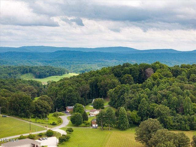 116 Regency Drive, Rogersville, TN 37857