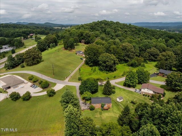 116 Regency Drive, Rogersville, TN 37857