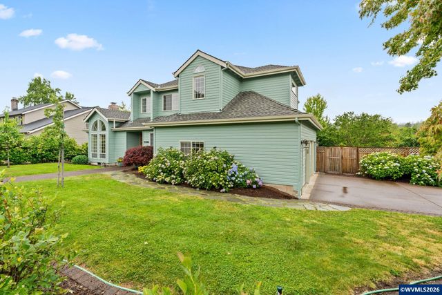 2394 NW Kinderman Dr, Corvallis, OR 97330