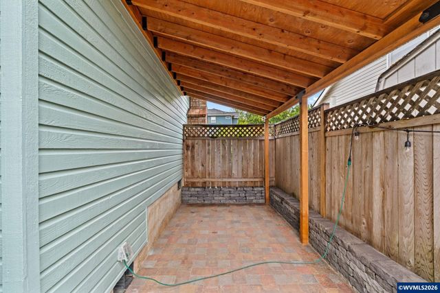 2394 NW Kinderman Dr, Corvallis, OR 97330