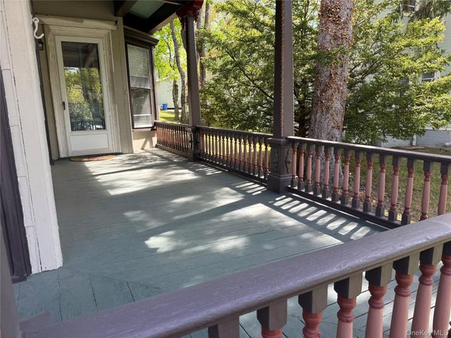 805 Main Street, Port Jefferson, NY 11777