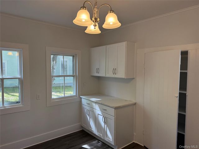 805 Main Street, Port Jefferson, NY 11777