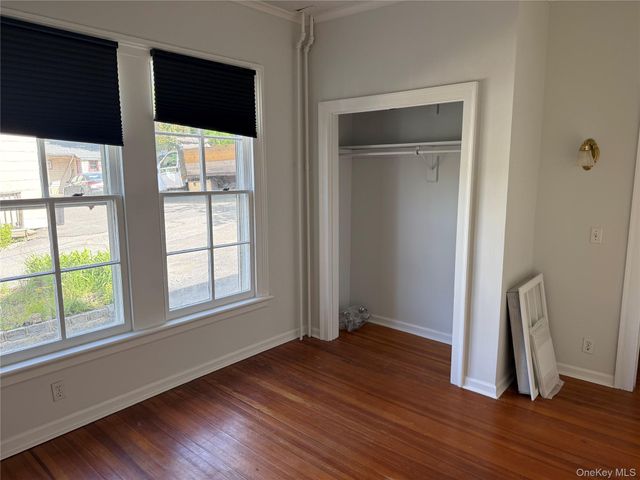 805 Main Street, Port Jefferson, NY 11777
