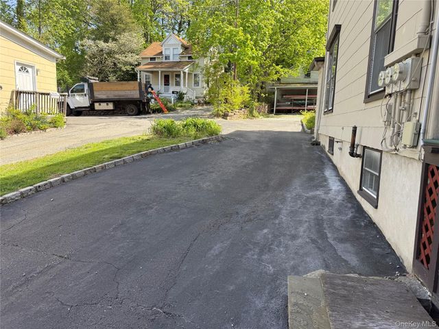 805 Main Street, Port Jefferson, NY 11777