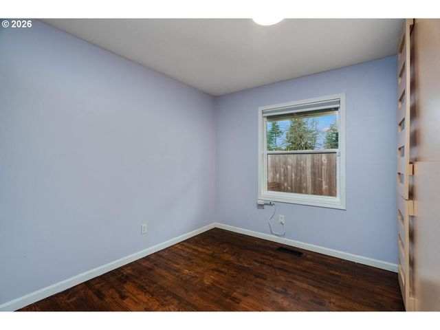 1903 Se 158TH Ave, Portland, OR 97233