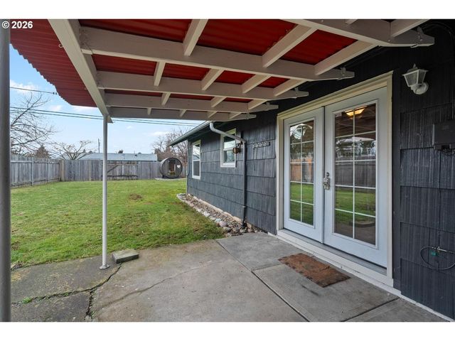 1903 Se 158TH Ave, Portland, OR 97233