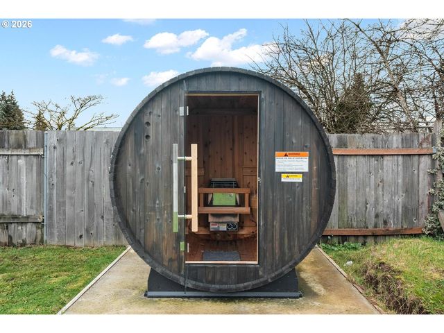 1903 Se 158TH Ave, Portland, OR 97233