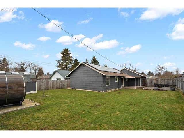 1903 Se 158TH Ave, Portland, OR 97233