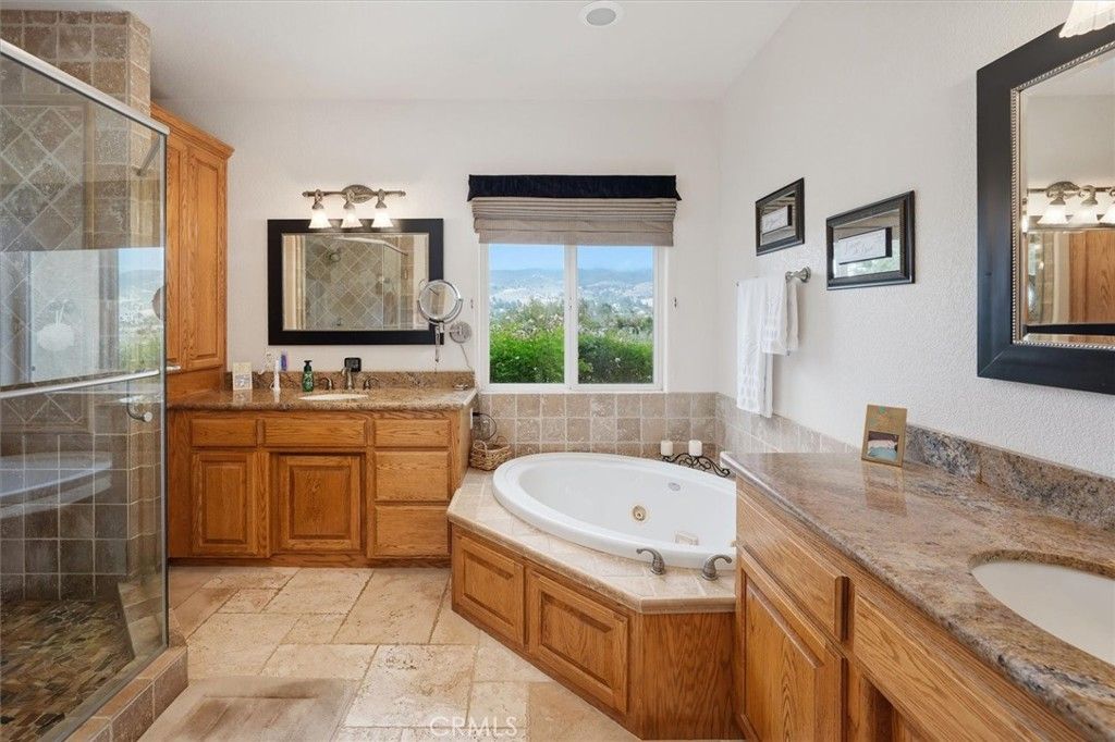 Image 30 of property listing at 9115 Elizabeth Lake, Leona Valley, CA 93551