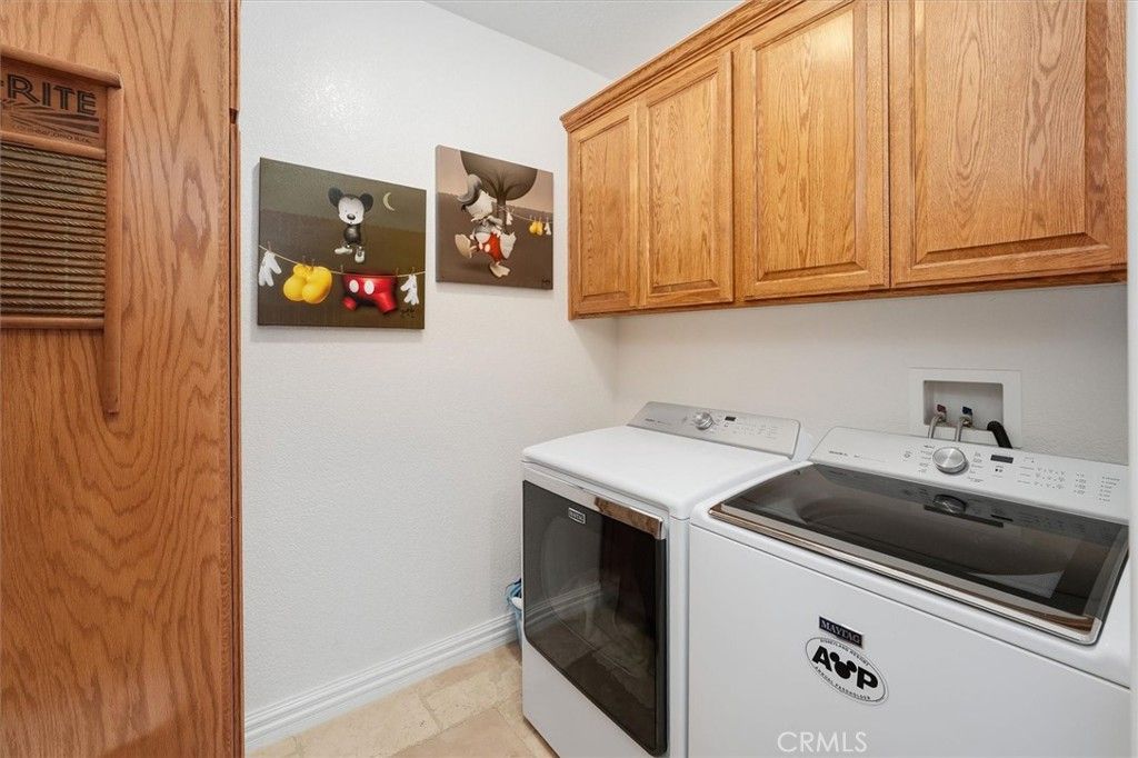 Image 35 of property listing at 9115 Elizabeth Lake, Leona Valley, CA 93551