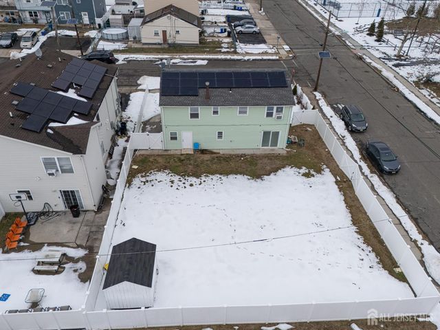 42 Mercer Street, Carteret, NJ 07008