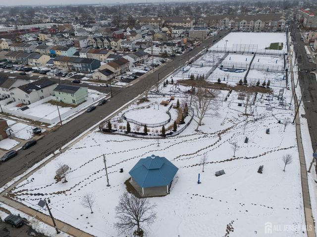 42 Mercer Street, Carteret, NJ 07008