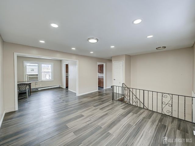 42 Mercer Street, Carteret, NJ 07008