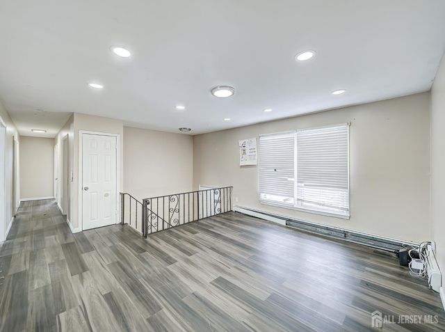 42 Mercer Street, Carteret, NJ 07008